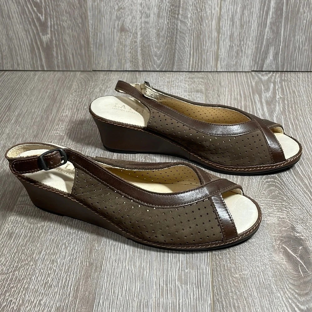 La Plume Leather Brown Slingback Wedge Open Toe Sandals 39 (9 US)